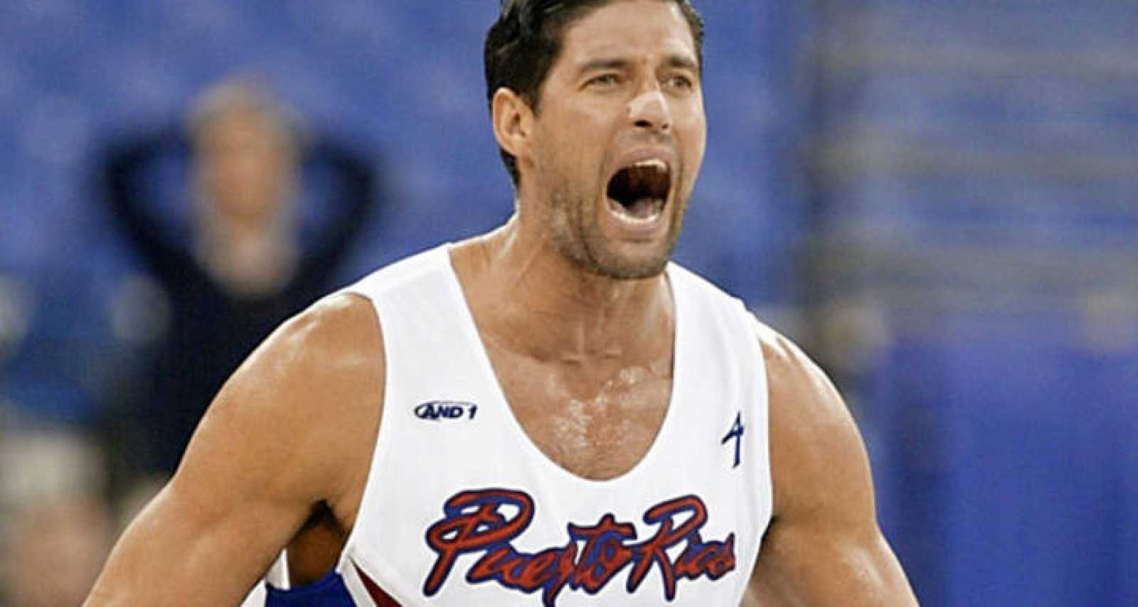 Jose “Piculín” Ortiz fue exaltado al Salón de la Fama de la FIBA.