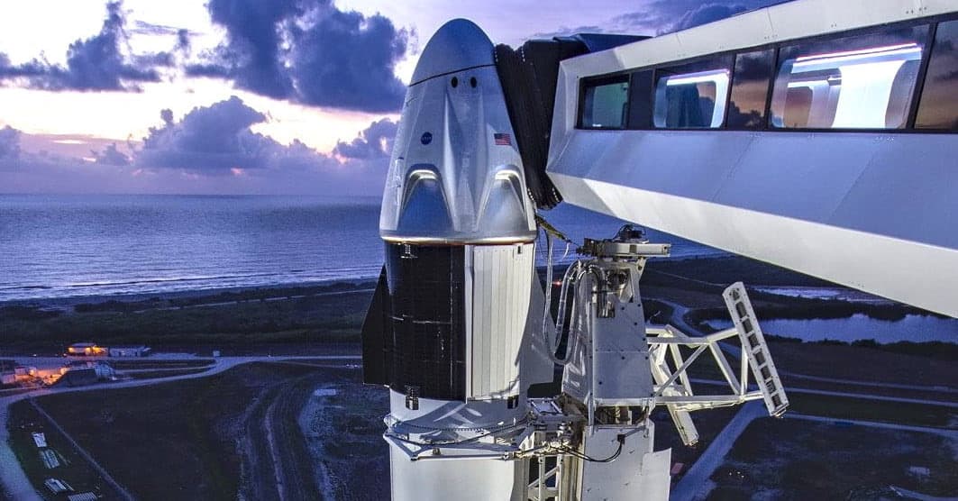SpaceX pospone lanzamiento del Crew Dragon para el sábado debido al clima
