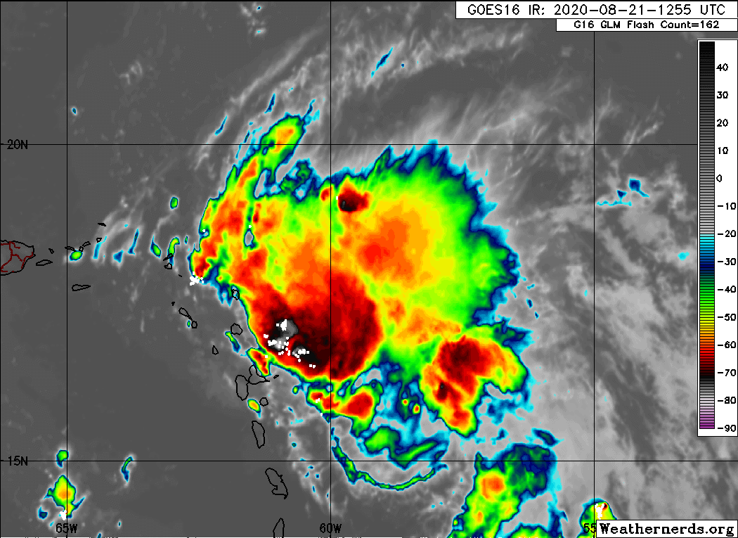 Se forma la tormenta tropical Laura en su ruta cercana a Puerto Rico