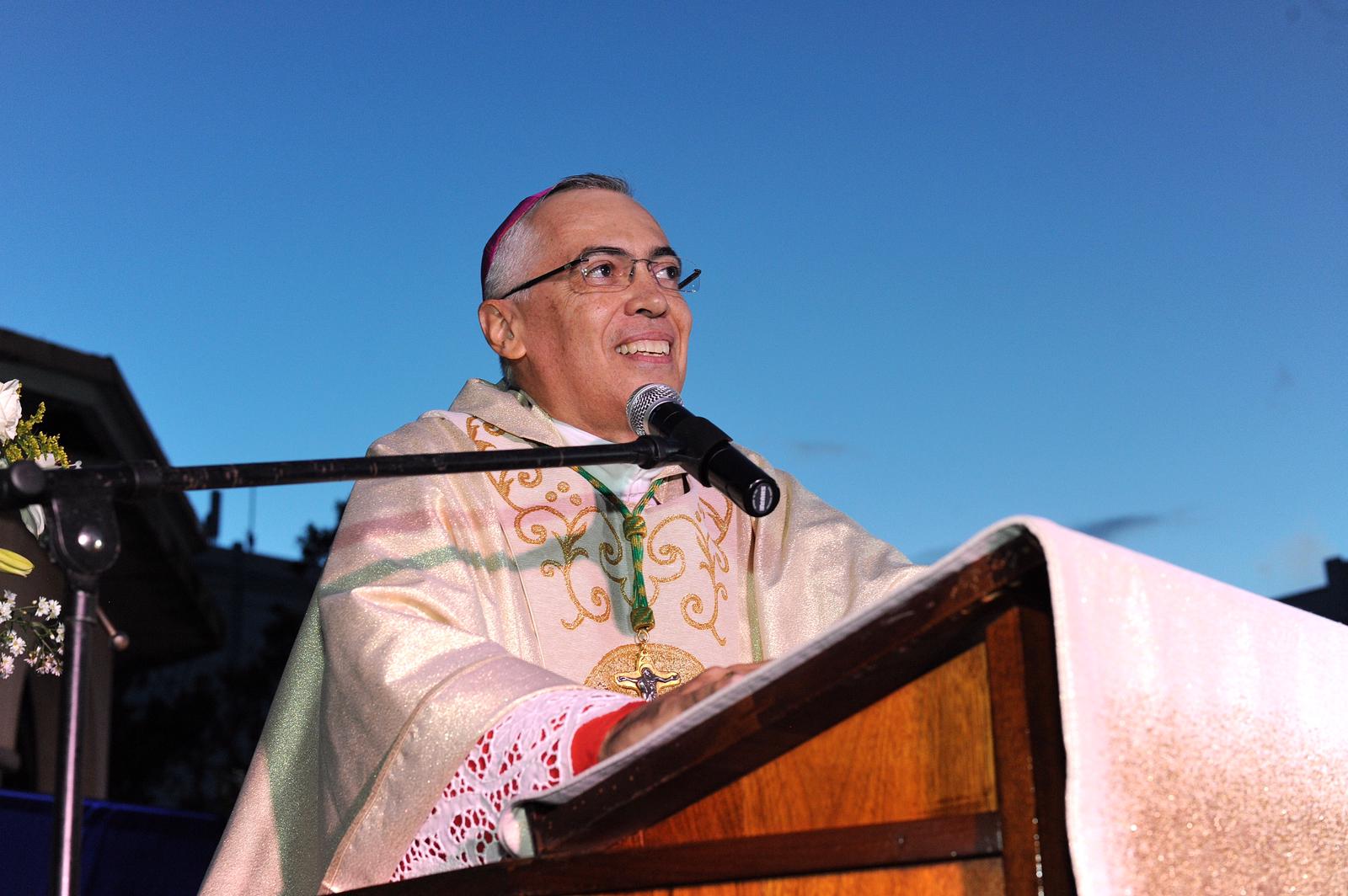 Obispo de Arecibo envía carta al gobernador electo “para que detenga imposición de ideología de género”