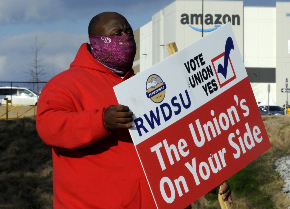Amazon enfrenta unión de trabajadores más grande en su historia
