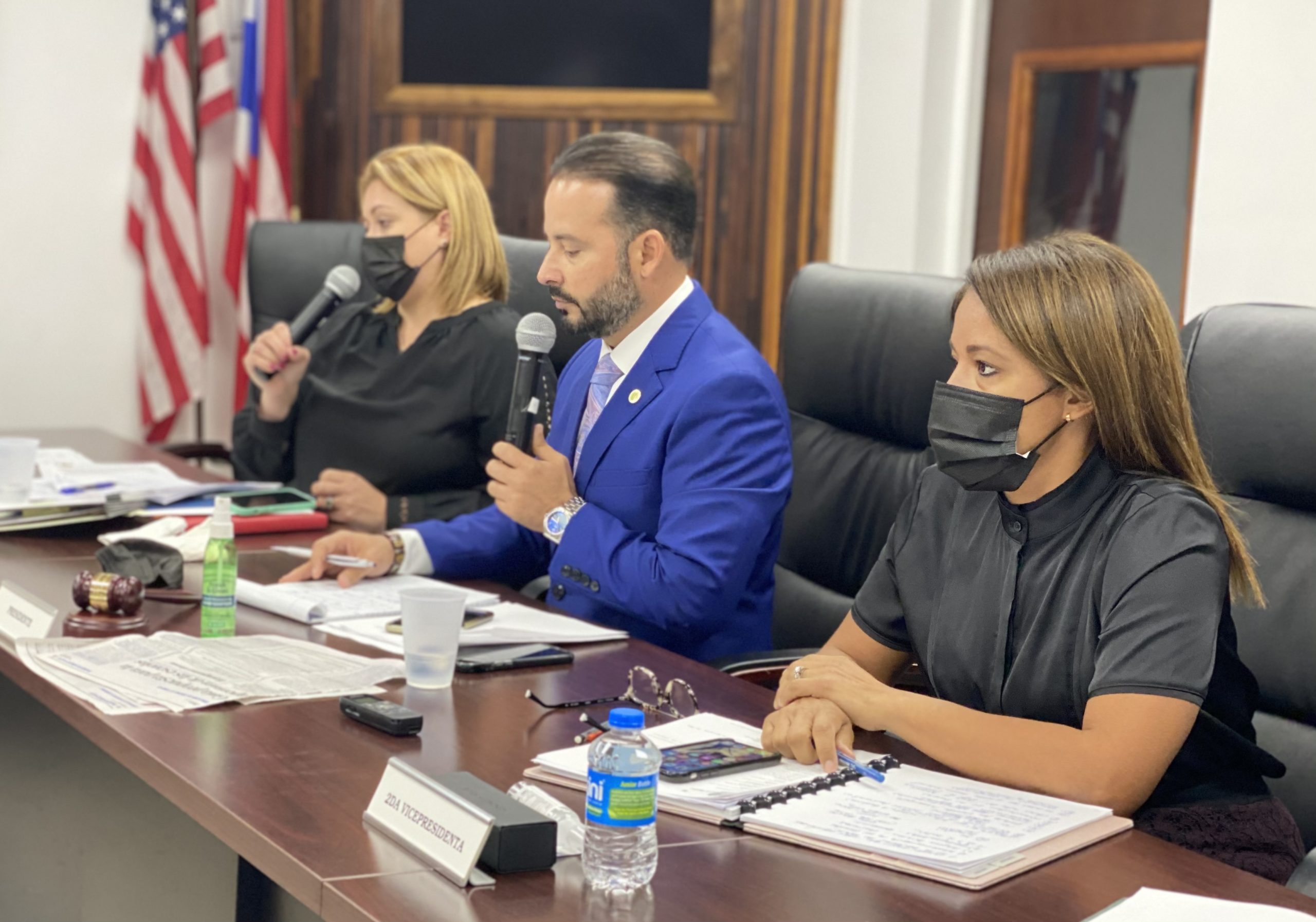 Alcaldes asociados se reúnen con Elba Aponte