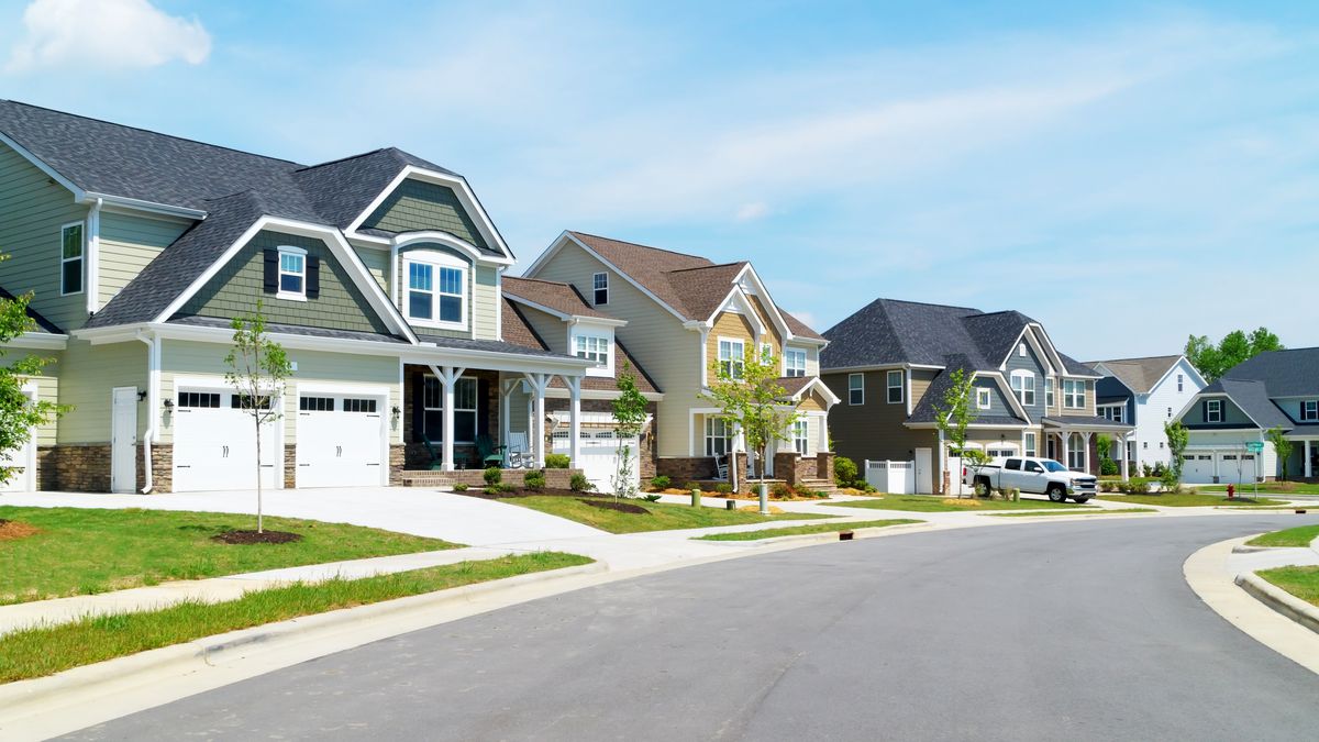 Aumentan ventas y precios de viviendas en EE.UU.