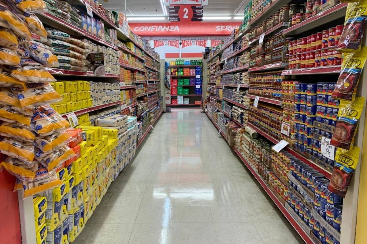 Aumentos en los precios de alimentos afectarán fuertemente al consumidor
