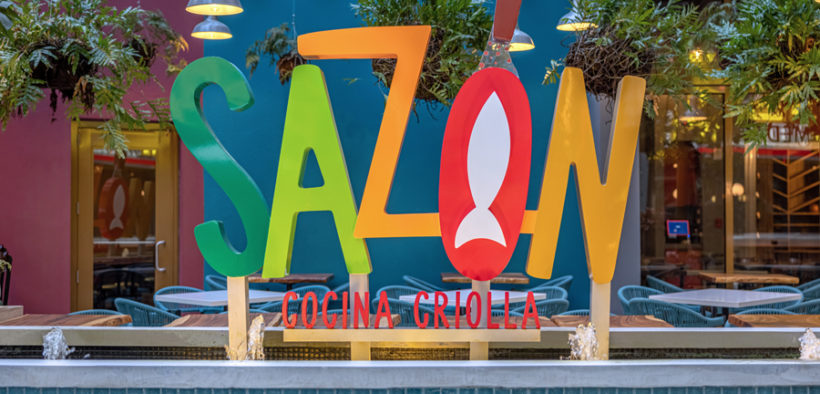 Inaugura el restaurante Sazón Cocina Criolla en Distrito T-Mobile