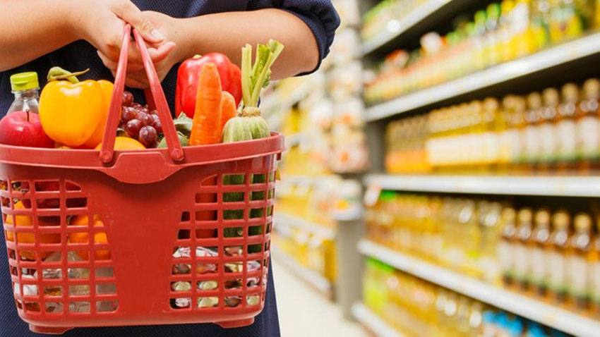 Inflación en costos de alimentos no se detendrá hasta mediados del 2022, indica economista