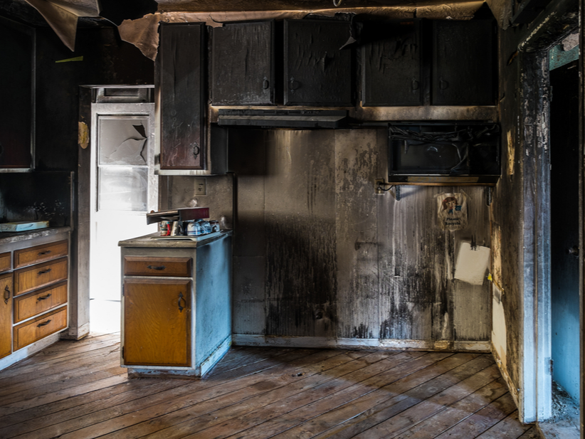 Se incendian dos casas y cinco sectores se quedan sin luz en San Sebastián