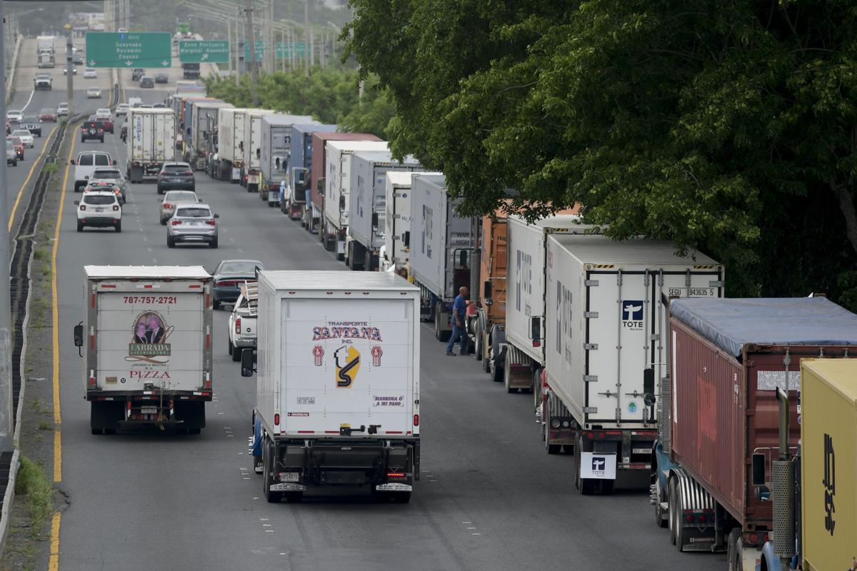 Camioneros paralizarían el país el miércoles en medio de pugna tarifaria