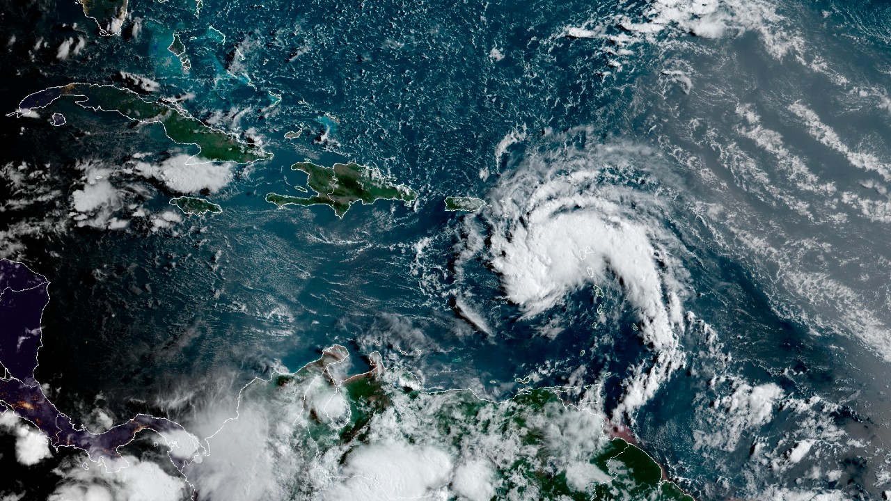 Tormenta Fred no deja lluvias ni viento sobre Puerto Rico, a punto de tocar suelo dominicano
