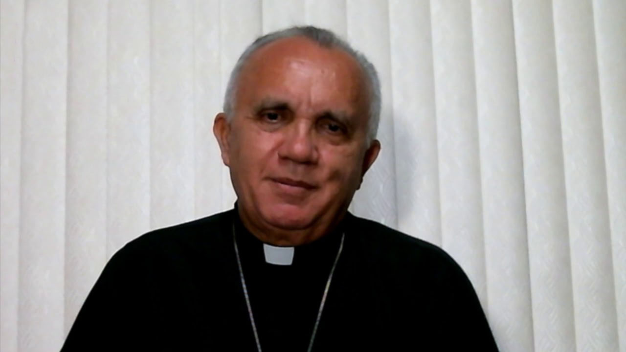 Obispo de Mayagüez aboga por vacunación