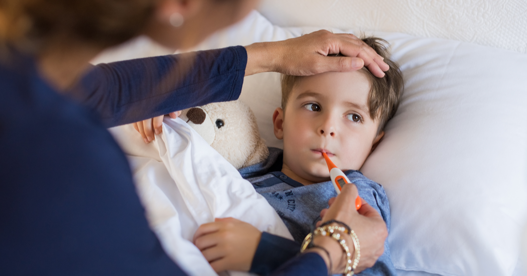 Pediatras alertan sobre virus estomacal que provoca síntomas similares al COVID-19