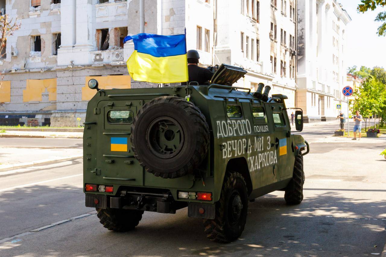 Ucrania comienza contraofensiva para recuperar ciudades sureñas asediadas por Rusia 