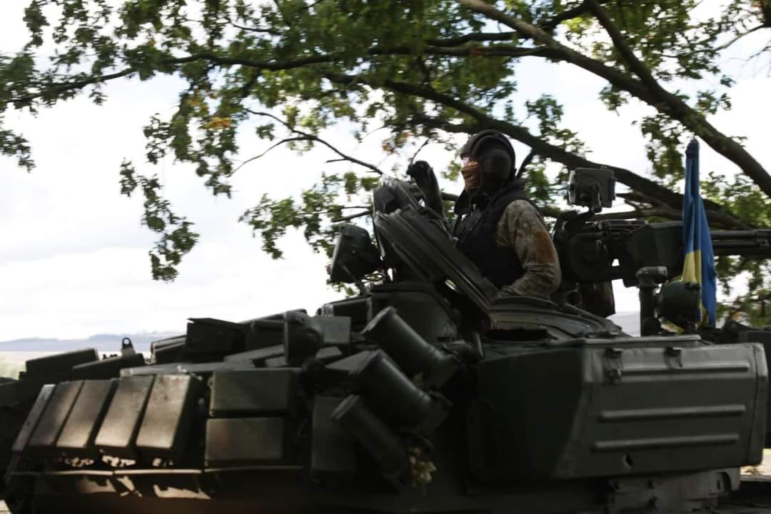 Ucrania se burla de Rusia, afirmando que actualmente son sus mayores proveedores de equipo militar