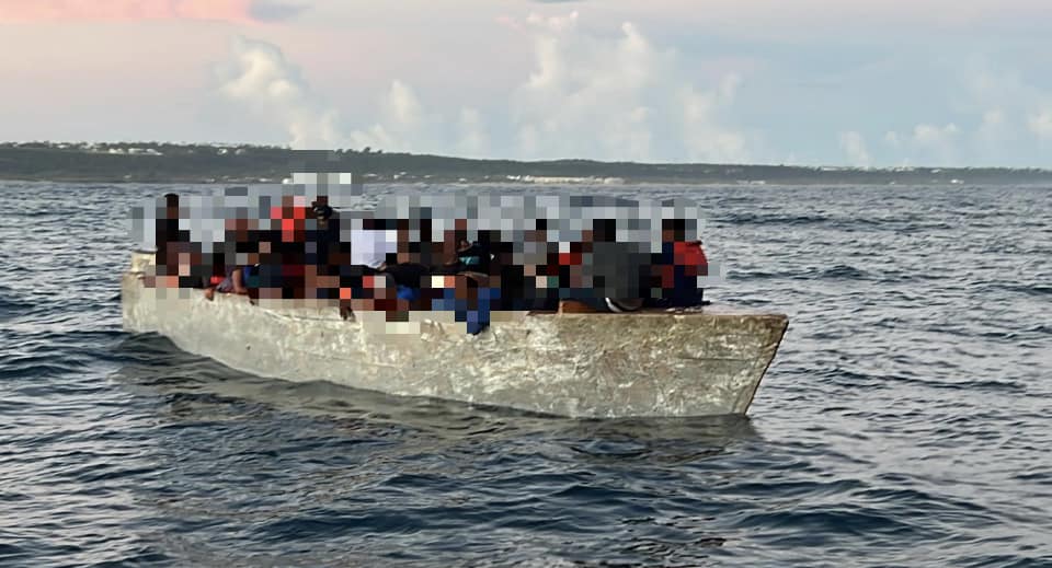 FURA interviene con otra embarcación de inmigrantes en las costas de Aguadilla