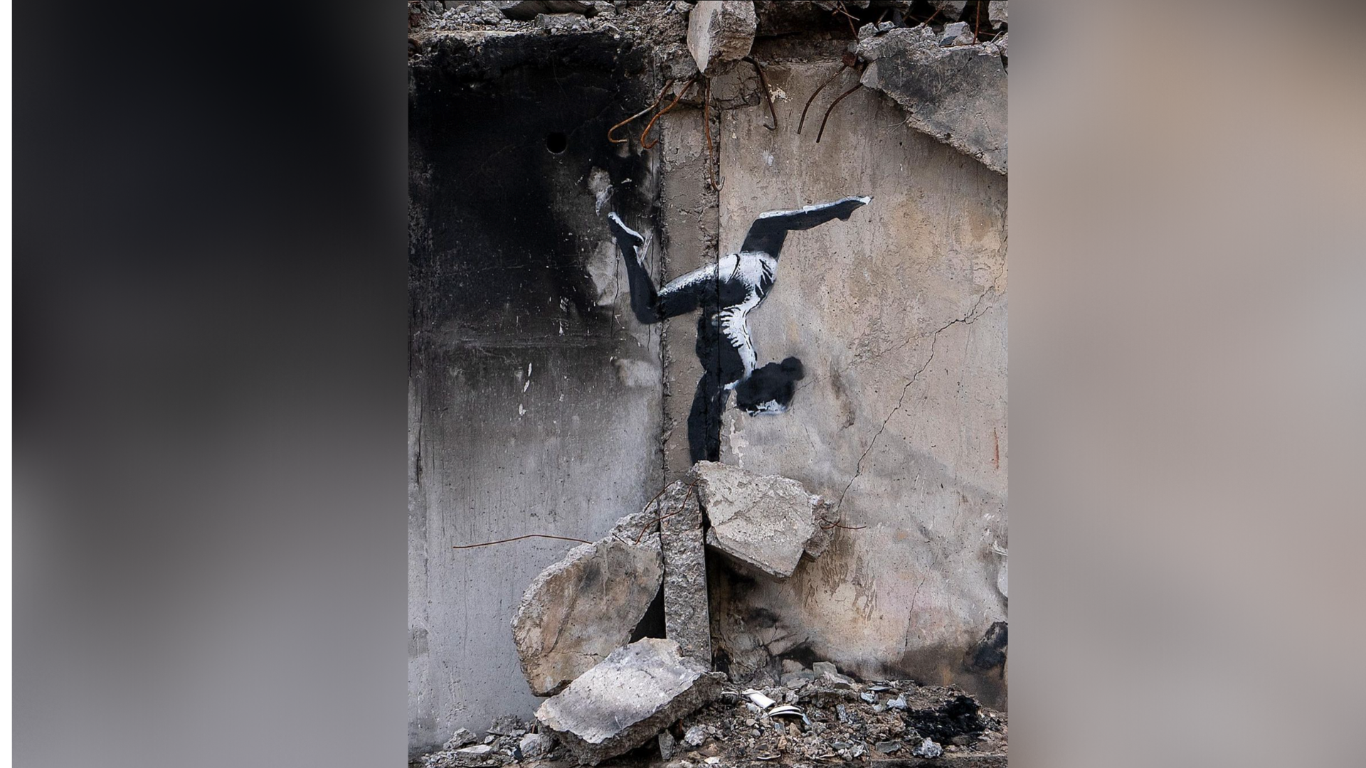 Banksy confirma haber creado 7 murales nuevos en Ucrania