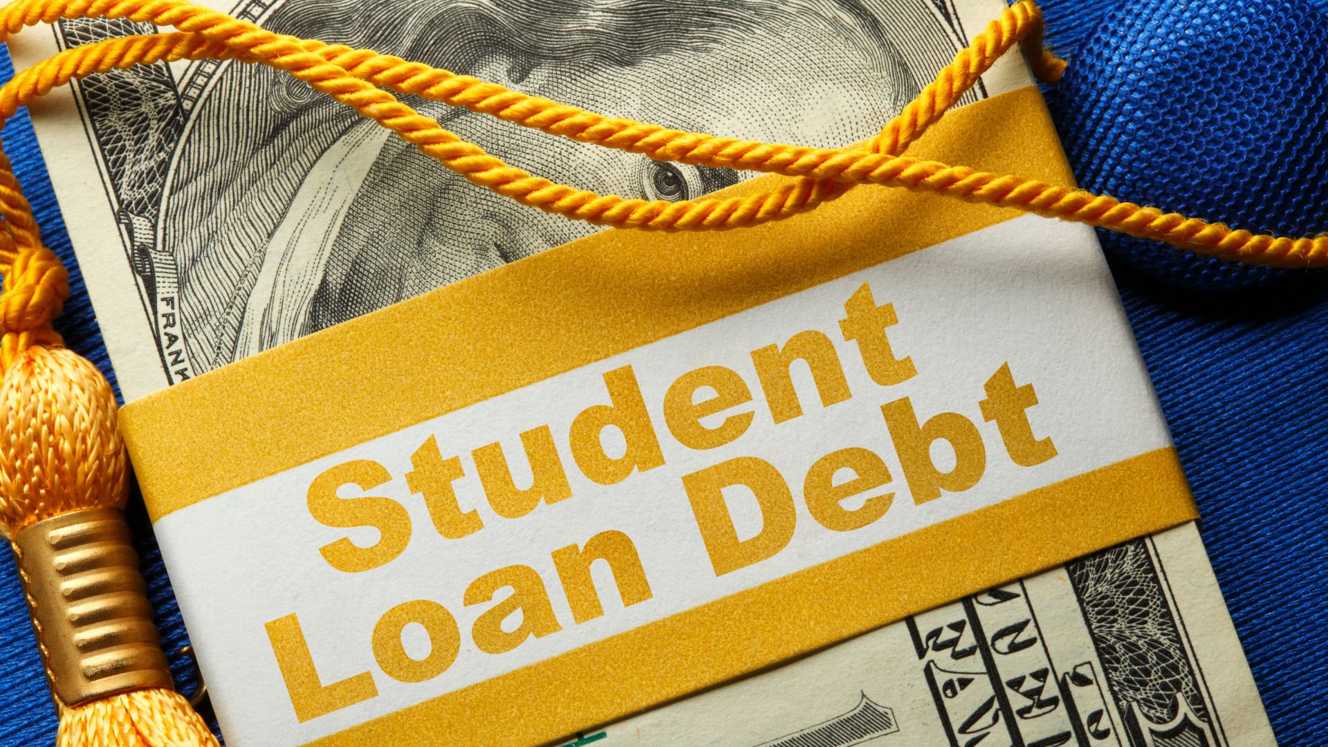 Comienzan las aprobaciones a solicitantes del plan de condonación de préstamos estudiantiles de Biden