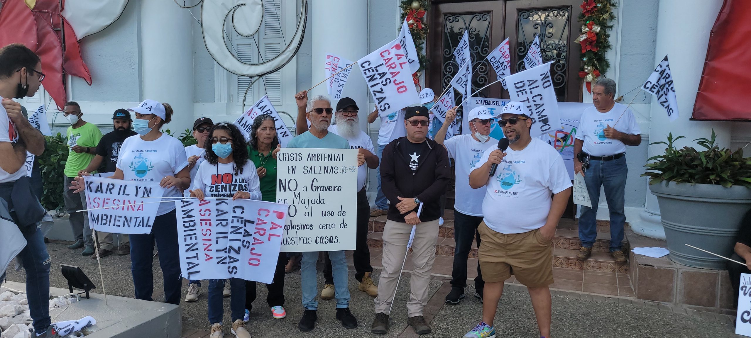 Activistas manifestaron su oposición a la dispensa para depositar los residuos tóxicos en vertedero de Puerto Rico