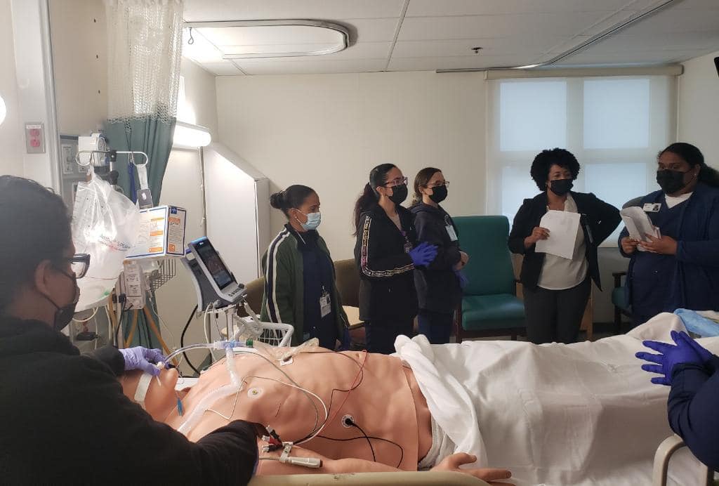 ASEM ofrece primer taller de simulación a enfermeras de nuevo ingreso