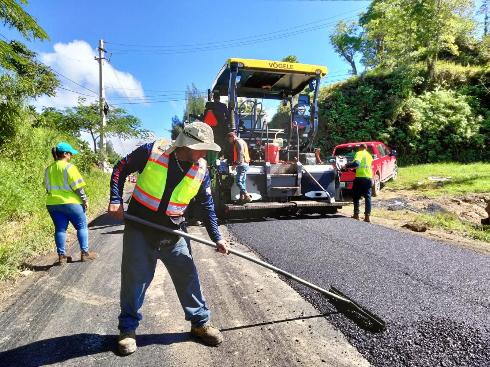 En 23 meses se han invertido $4.3 millones en asfalto: Aguada anuncia la tercera parte de Operación Brea