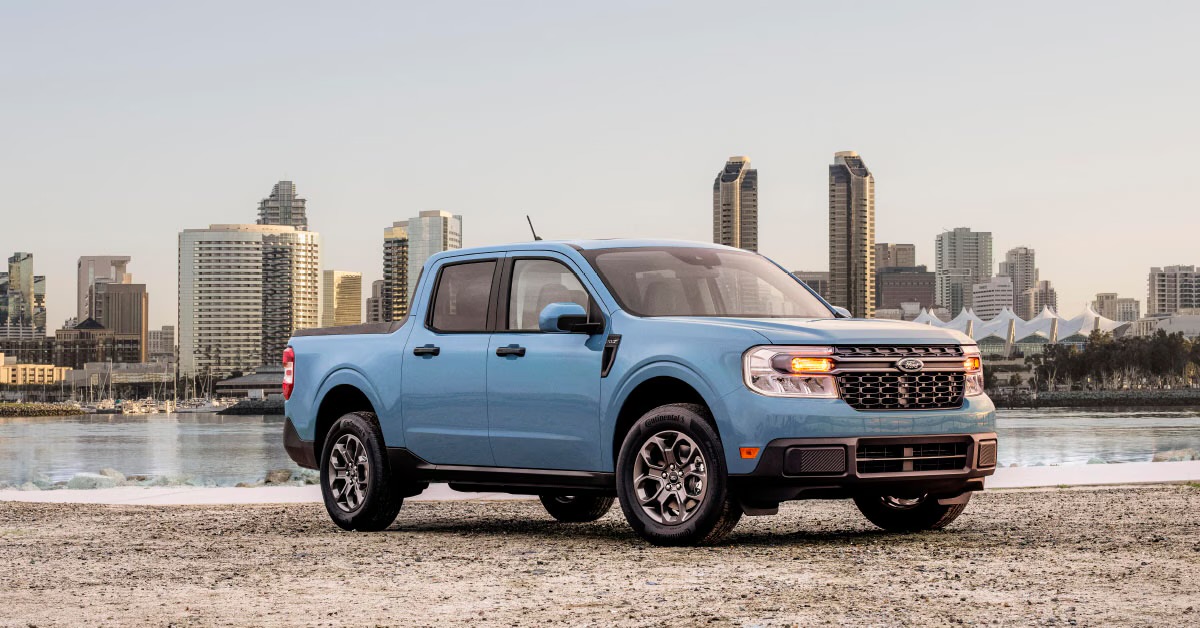 Ford llama a revisión casi 243,000 camionetas pickup Maverick